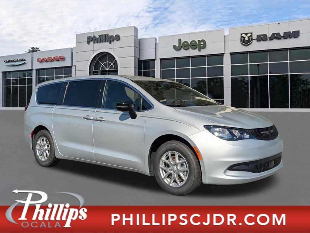 2026 Chrysler Voyager LX