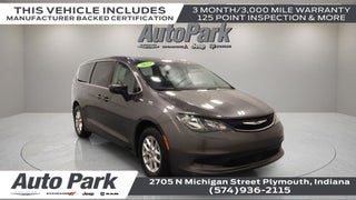 2023 Chrysler Voyager LX