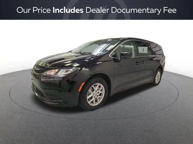 2024 Chrysler Voyager LX