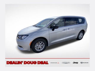 2026 Chrysler Voyager LX