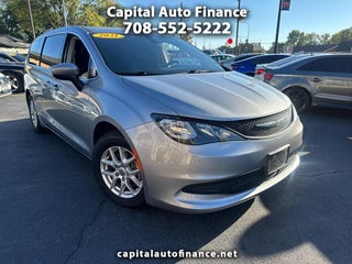 2021 Chrysler Voyager LX