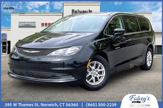 2023 Chrysler Voyager LX