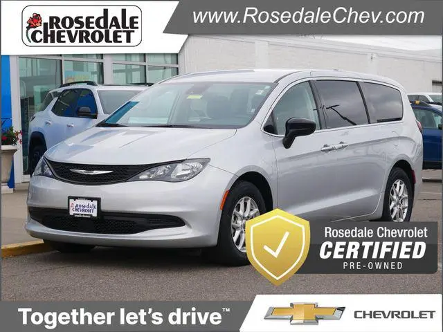 2024 Chrysler Voyager LX