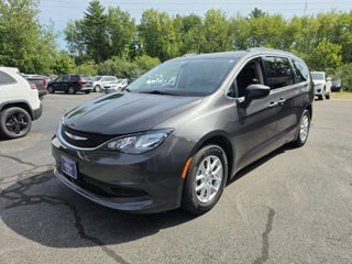 2021 Chrysler Voyager LXI