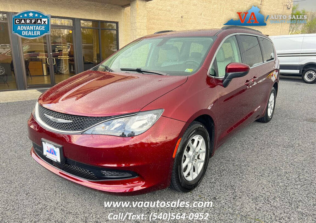 2021 Chrysler Voyager LXI