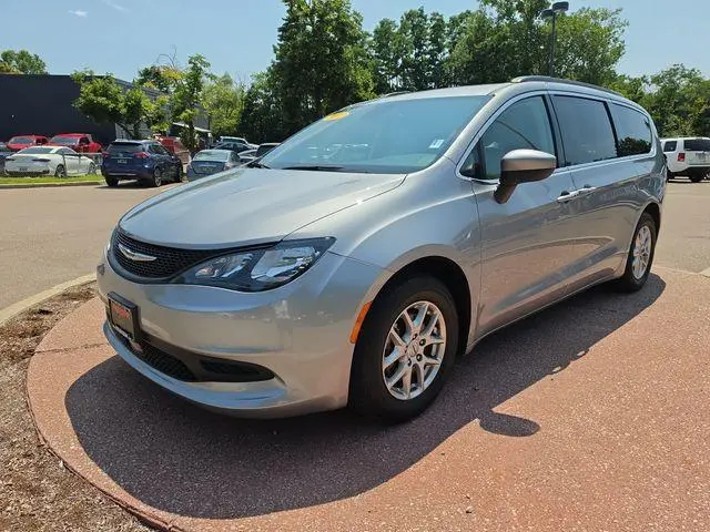 2021 Chrysler Voyager LXI