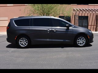 2021 Chrysler Voyager LXI