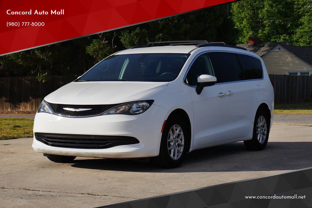 2020 Chrysler Voyager LXI