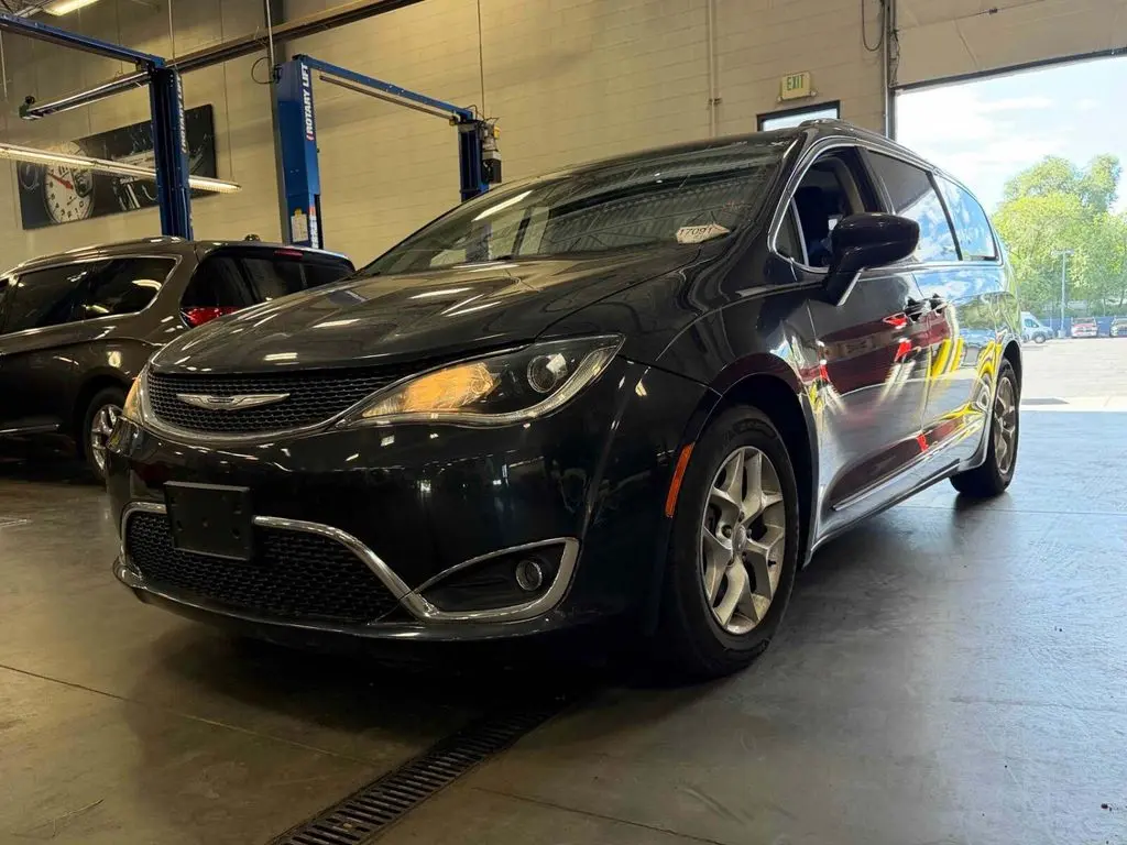 2020 Chrysler Pacifica Touring L Plus
