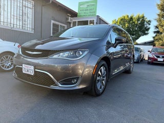 2017 Chrysler Pacifica Touring L Plus