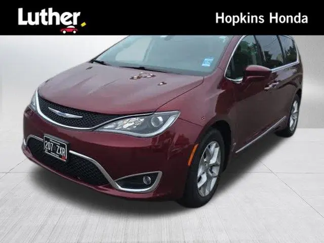 2018 Chrysler Pacifica Touring L Plus