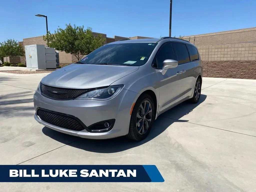 2018 Chrysler Pacifica Touring L Plus