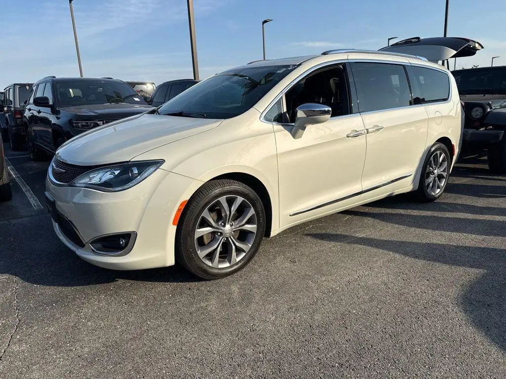 2020 Chrysler Pacifica Limited