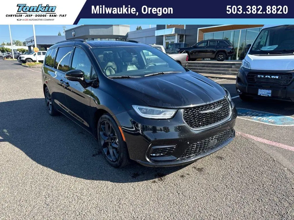 2025 Chrysler Pacifica Limited