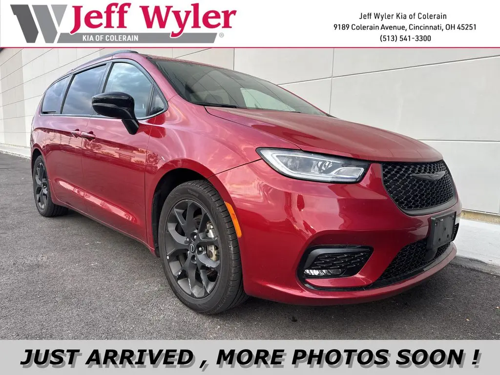 2025 Chrysler Pacifica Limited