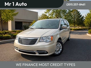 2013 Chrysler Town and Country Limited
