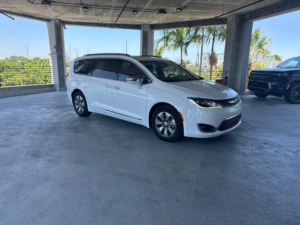 2020 Chrysler Pacifica Limited