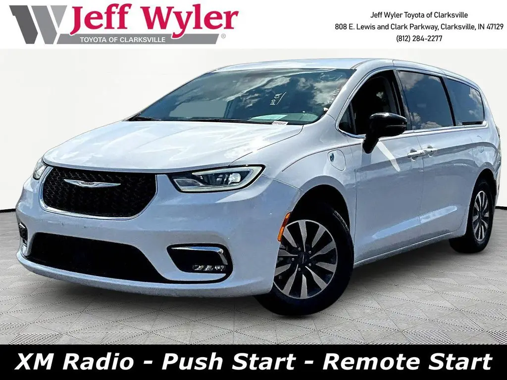 2024 Chrysler Pacifica Select