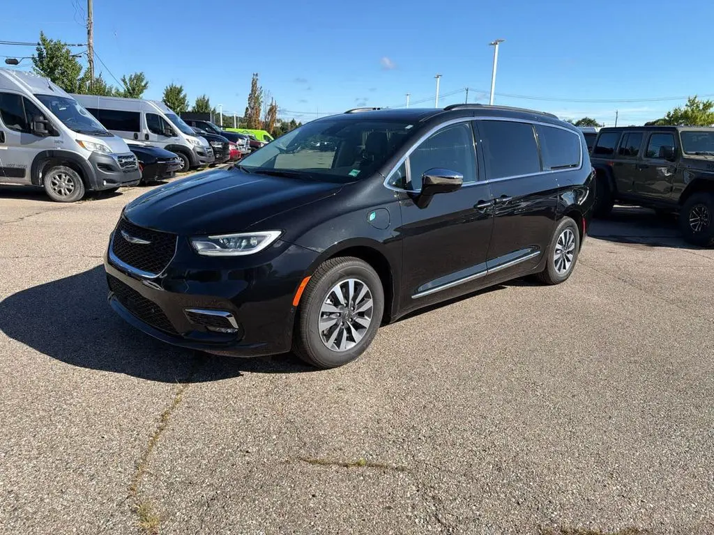 2022 Chrysler Pacifica Limited