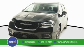 2024 Chrysler Pacifica Select
