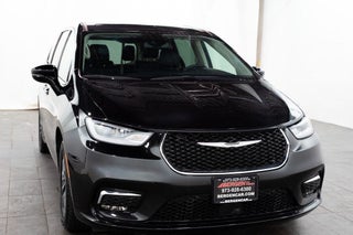 2024 Chrysler Pacifica Select