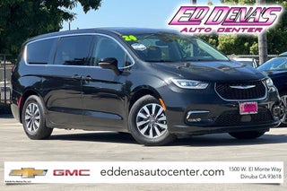 2024 Chrysler Pacifica Select