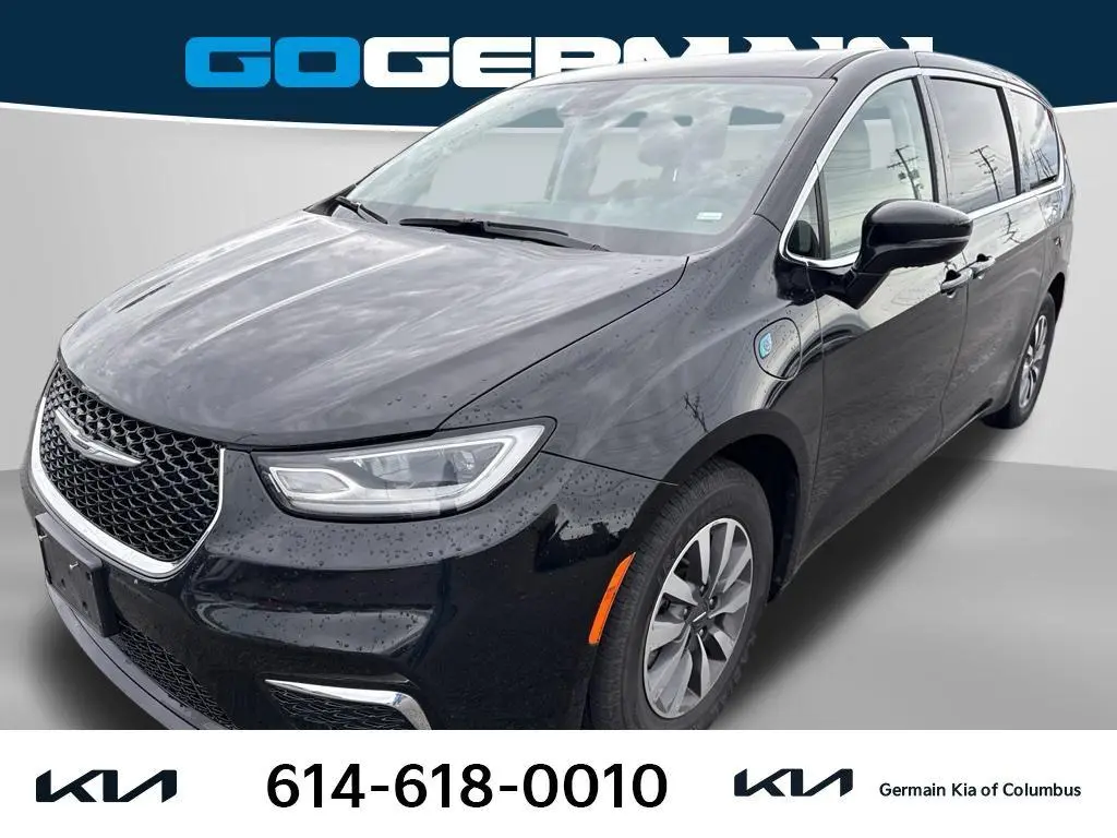 2024 Chrysler Pacifica Select