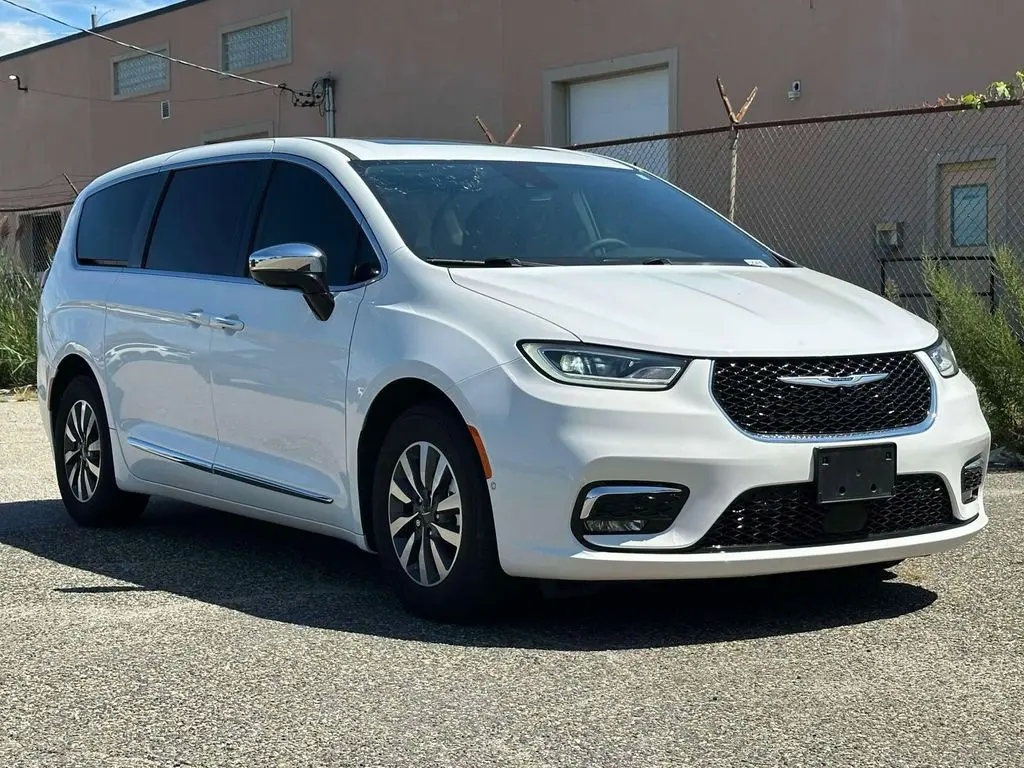 2023 Chrysler Pacifica Limited