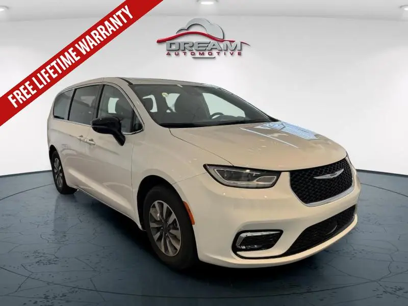 2024 Chrysler Pacifica Select