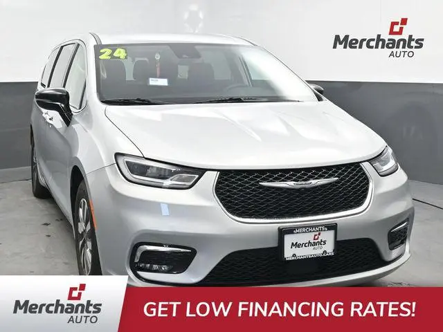 2024 Chrysler Pacifica Select