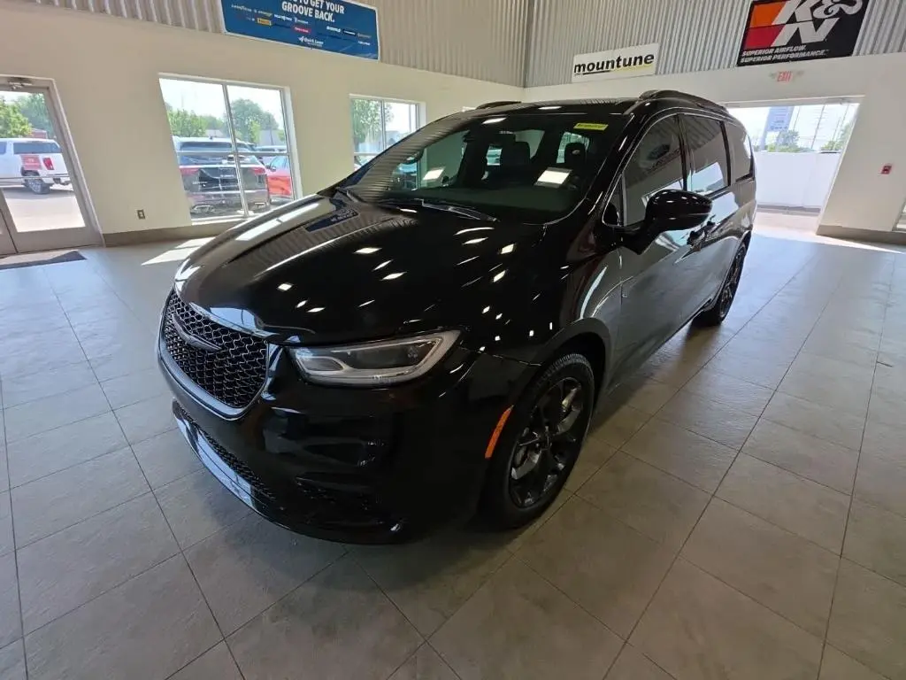 2021 Chrysler Pacifica Limited