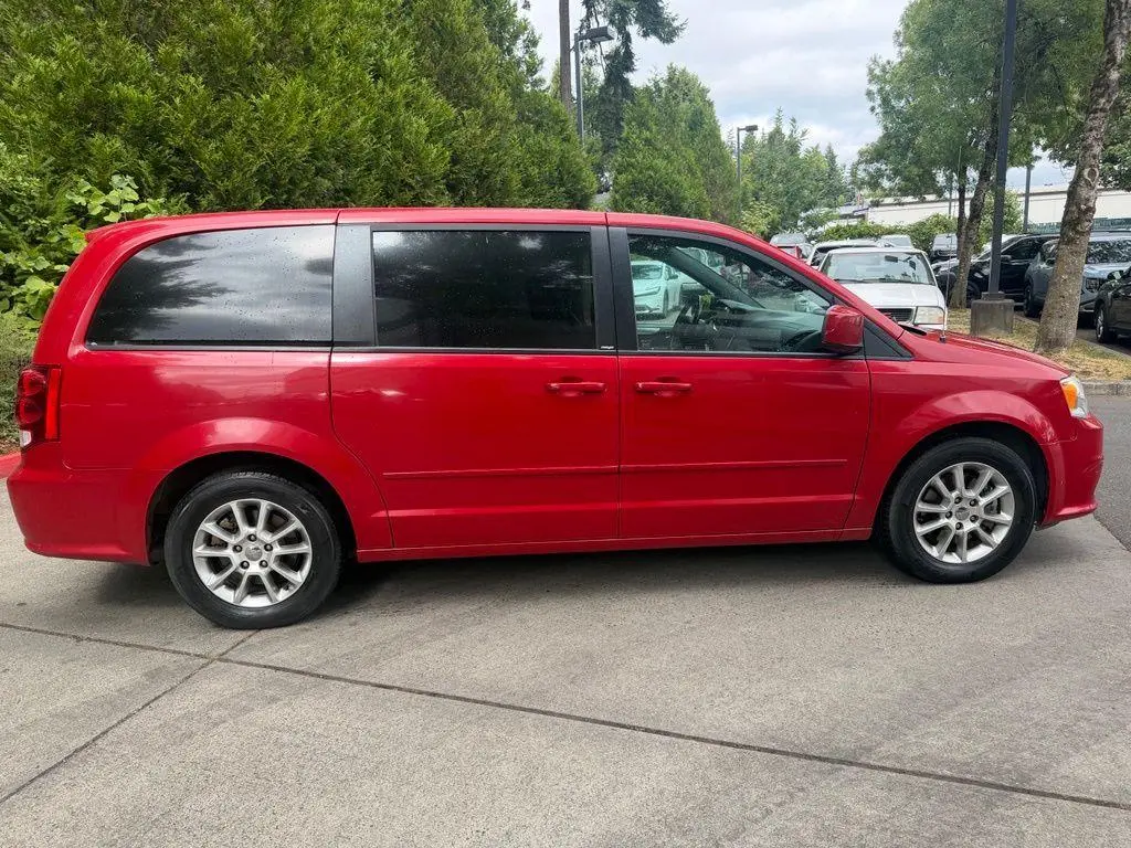 2013 Dodge Grand Caravan R/T