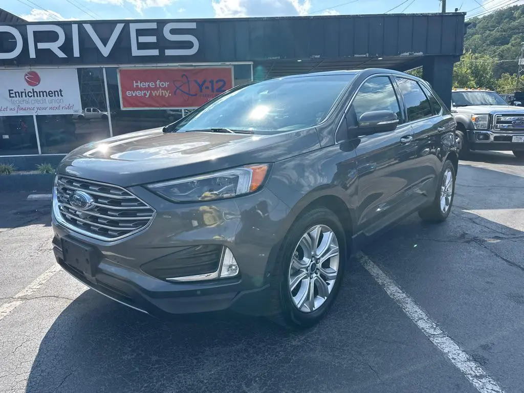 2019 Ford Edge Titanium