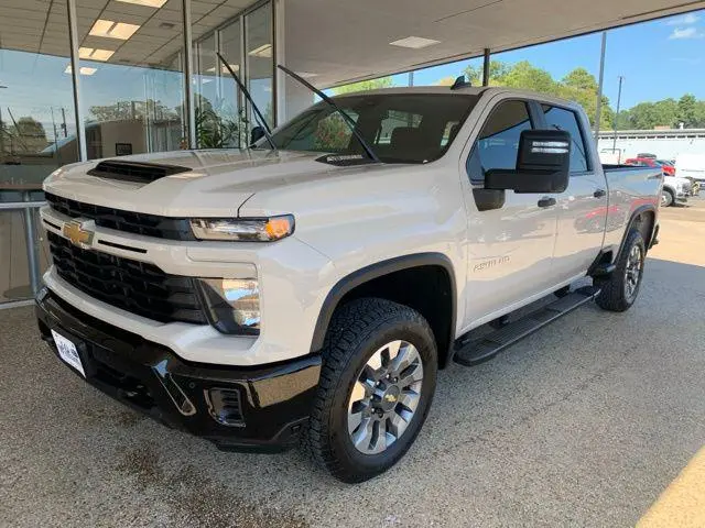 2026 Chevrolet Silverado 2500 Custom
