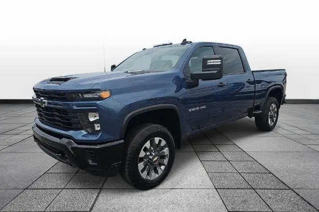 2025 Chevrolet Silverado 2500 Custom