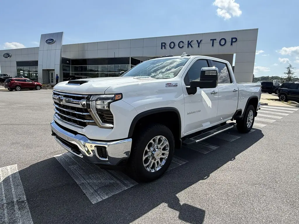 2025 Chevrolet Silverado 3500 LTZ