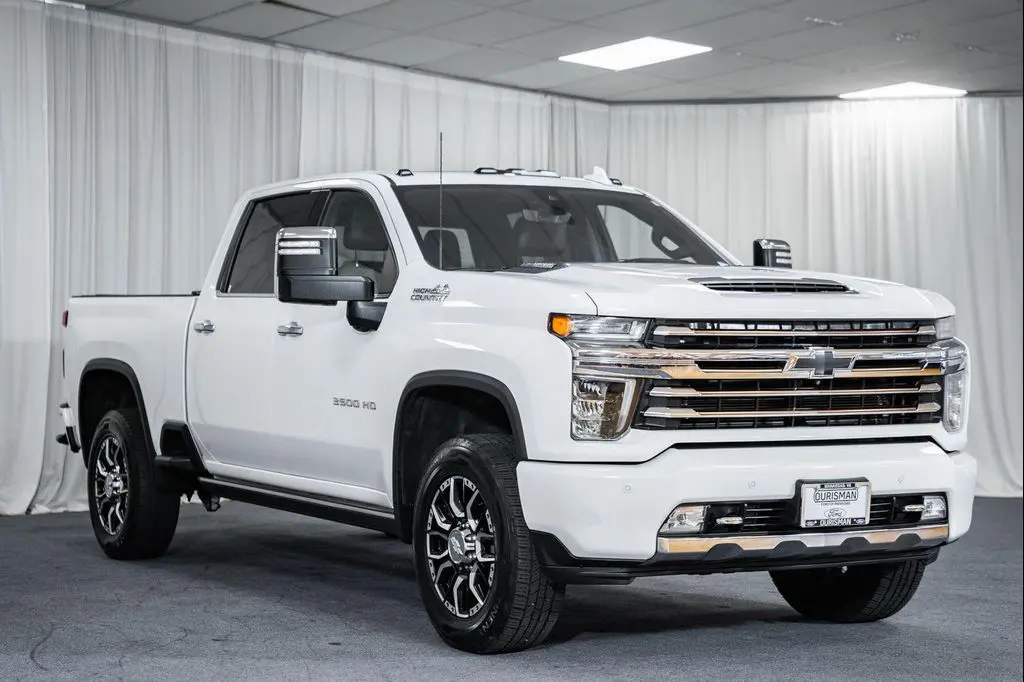 2022 Chevrolet Silverado 3500HD High Country