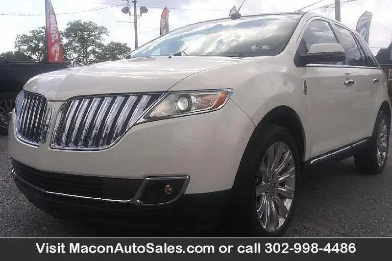 2013 Lincoln MKX Base