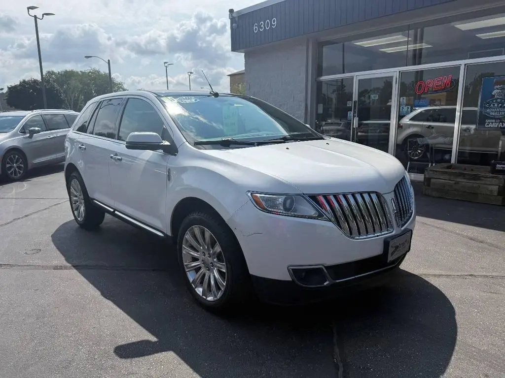 2015 Lincoln MKX Base