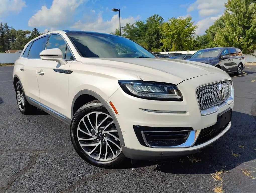 2019 Lincoln Nautilus Reserve