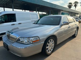2009 Lincoln Town Car Signature Limited