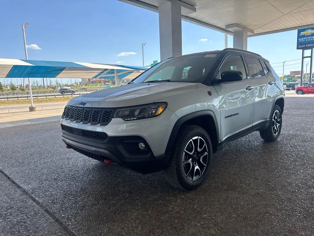 2025 Jeep Compass Trailhawk