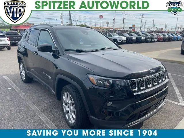 2023 Jeep Compass Latitude Lux