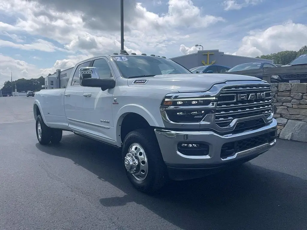 2025 Ram 3500 Limited