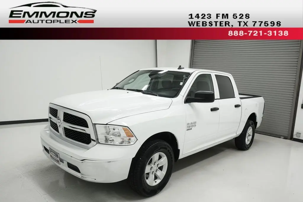 2023 Ram 1500 Classic SLT