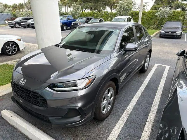 2025 Honda HR-V LX