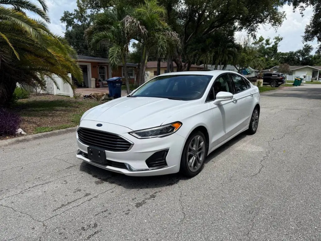 2020 Ford Fusion SEL