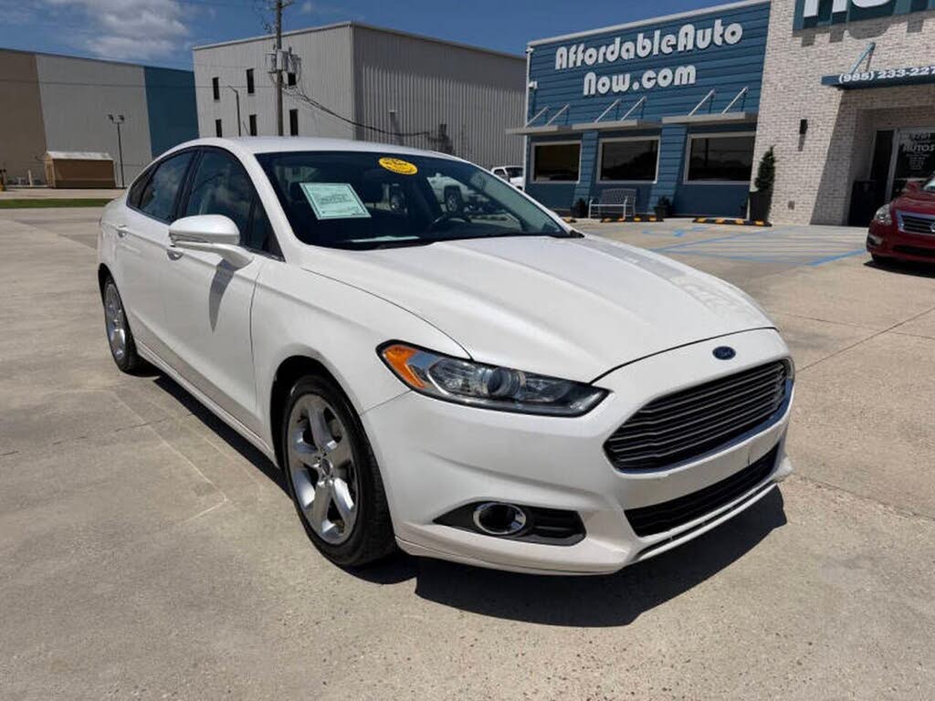 2015 Ford Fusion SE