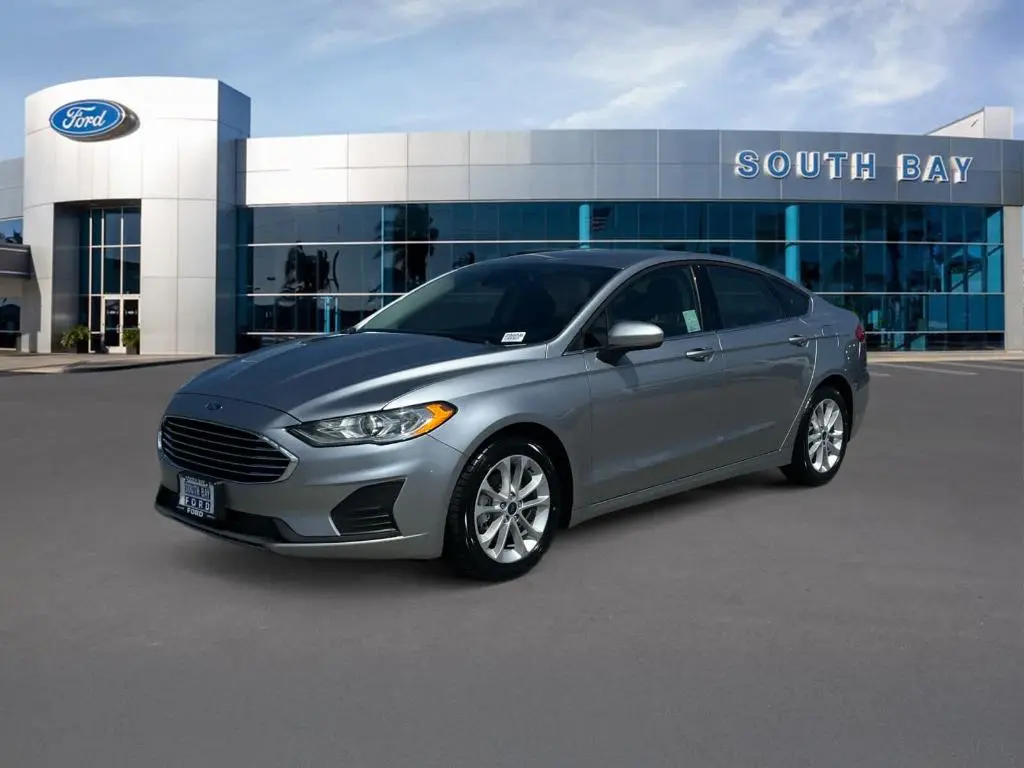2020 Ford Fusion SE