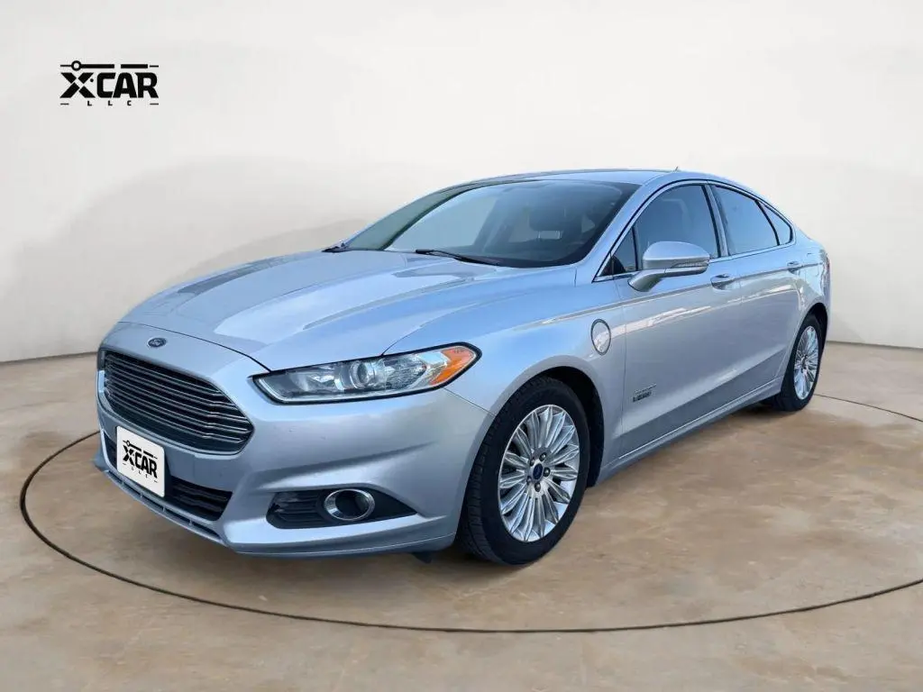 2016 Ford Fusion SE Luxury